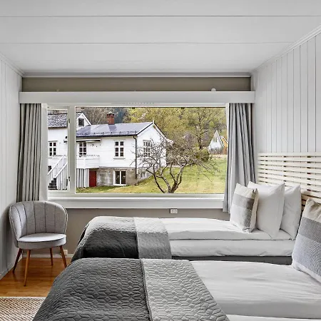 Eidfjord Hotel 3*