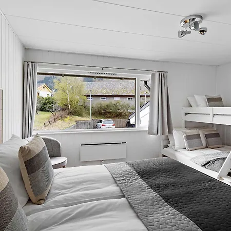 Eidfjord Hotel 3* איידפיורד