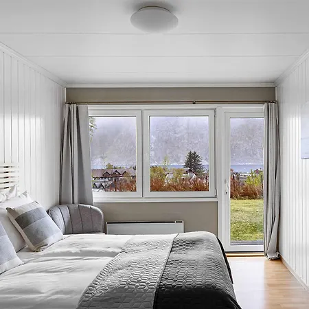 Eidfjord Hotel מלון 3*