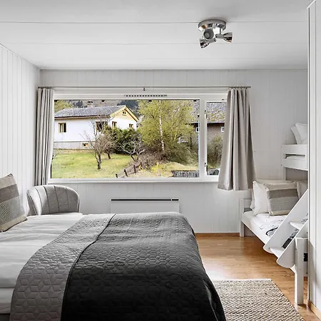 Eidfjord Hotel מלון 3*