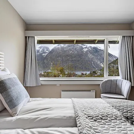 Eidfjord Hotel 3*