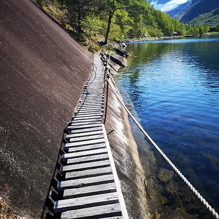 Eidfjord Hotel 3*